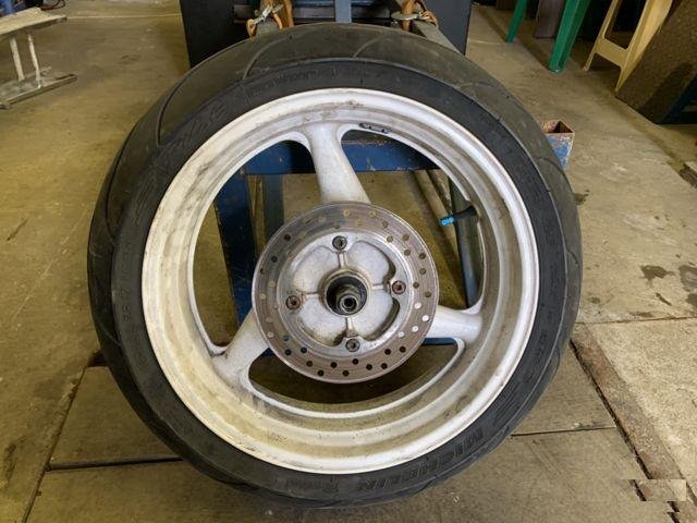Заднее колесо Honda f4i