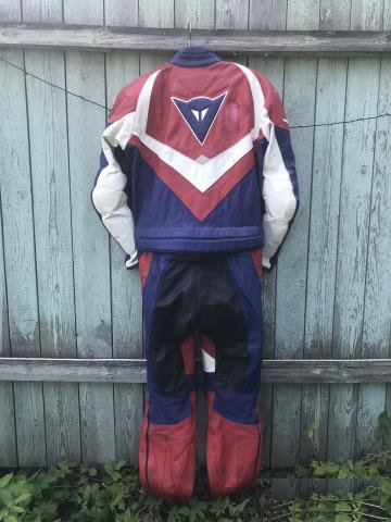 Мотокомбинезон dainese 56