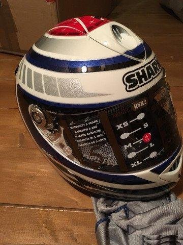 Продаю шлем (новый) Shark RSR2