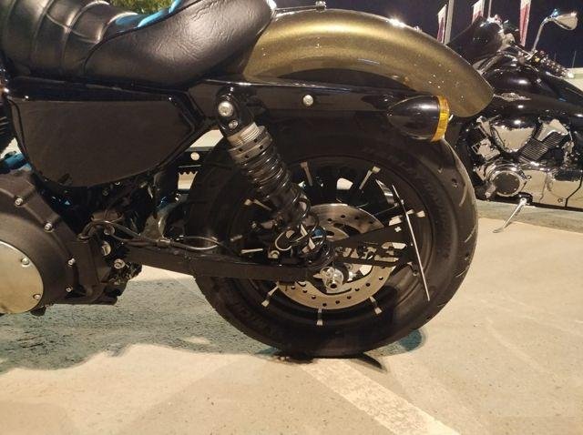 Рамка переноса номера Harley-Davidson Iron 883