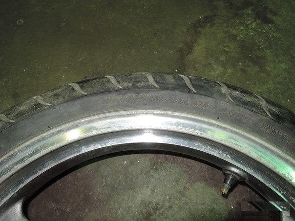 Колесо переднее Kawasaki ZR750 Zephyr 1991-1999