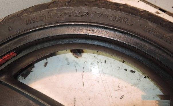 Колесо переднее Kawasaki ZZR400-I 1990-1992