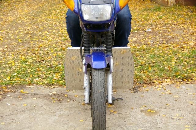 Защита ног и двигателя от грязи на Yamaha YBR 125