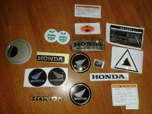 Наклейки и бейджи на мотоцикл/скутер Honda (Хонда)