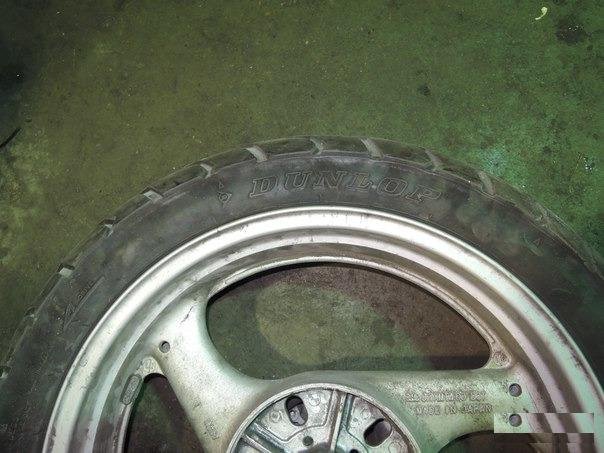 Заднее колесо Suzuki GSF250 Bandit 1991