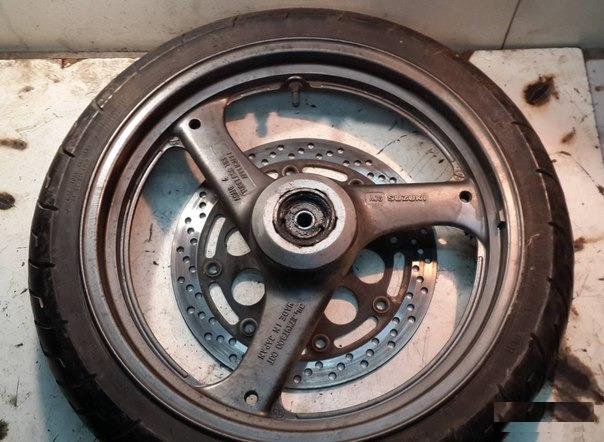 Колесо переднее Suzuki GS500 1992