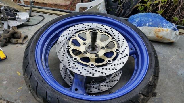Передняя вилка перевертыш комплект Suzuki джиксер