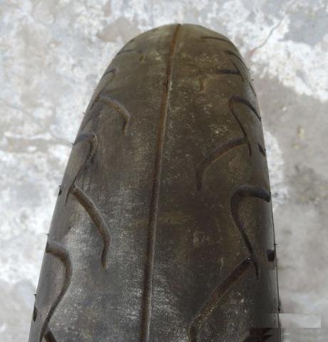 Переднее колесо Suzuki GSF400 Bandit 1989-1994