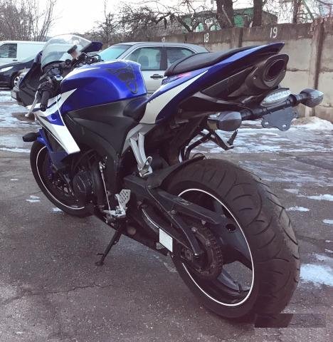 Honda CBR600RR 2008г по запчастям