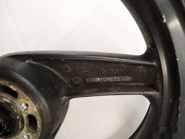 Переднее колесо 17х3.0 Kawasaki ZRX400 1994-2008