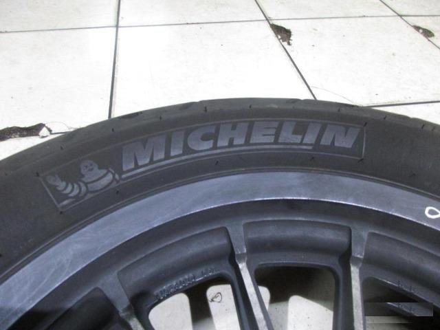 Колесо заднее Harley-Davidson 883 2011 год