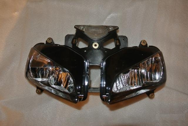 Фара honda CBR1000RR 2004-2007 N75