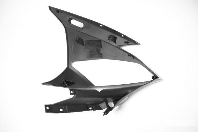Обтекатель левая часть для Yamaha R6 06-07