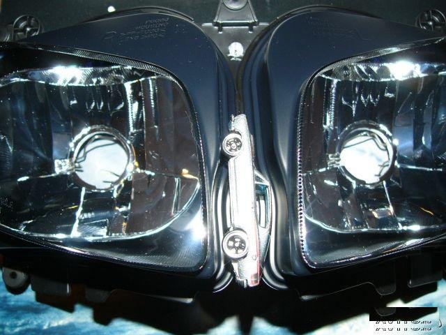 Для Yamaha FZ1 2001-2005 фара оригинальная
