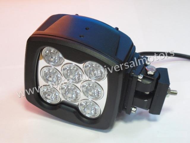 Светодиодная LED фара дальнего света 80W (7800) CR
