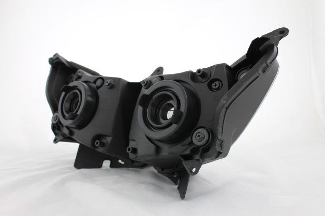 Фара на Yamaha FZ6S 2003-2010 FZ8 2011-2013