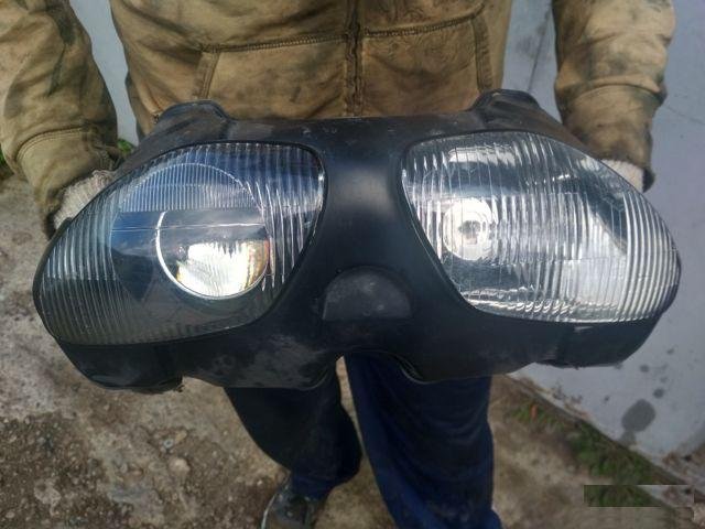 Фара Suzuki SV 400 SV650