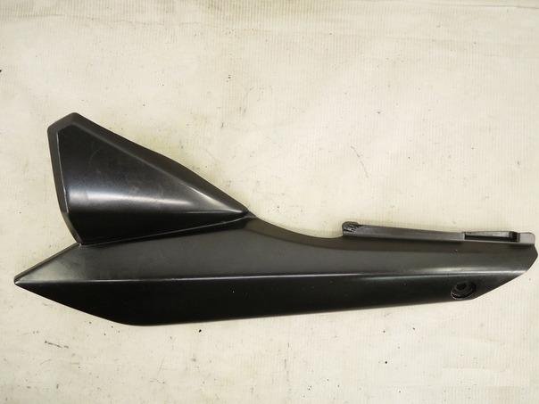 Накладка рамы левая Suzuki GSF650S Bandit 2005-200