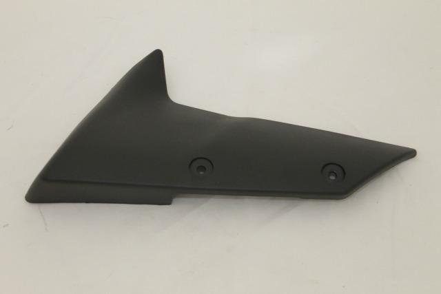 Накладка крыла R kawasaki ZX-6R 2007-2008