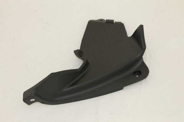 Внутренний пластик правый Honda VFR800 2002-2012