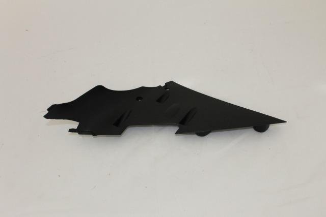Внутренний пластик R kawasaki ZX-10R 2004-2005