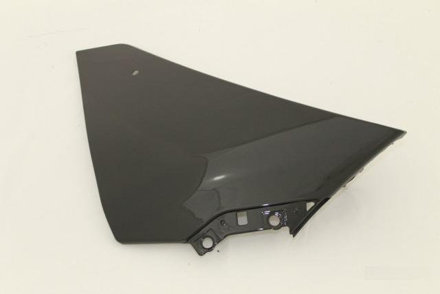 Боковой нижний пластик R yamaha YZF-R1 2009-2012