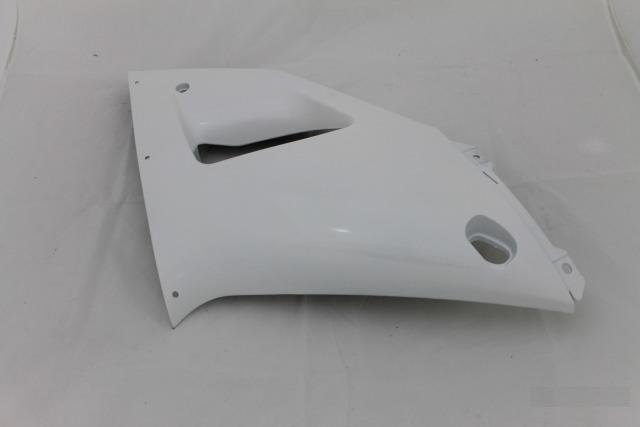 Боковой пластик правый yamaha YZF-R1 1998-1999