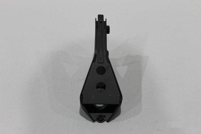 Крепление пластика Honda CBR600 F4/F4i 1999-2006