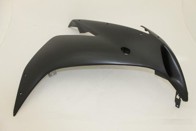 Боковой правый пластик yamaha YZF-R1 2004-2006