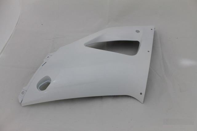 Боковой пластик левый yamaha YZF-R1 1998-1999