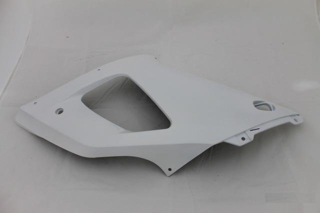 Боковой пластик левый yamaha YZF-R1 1998-1999