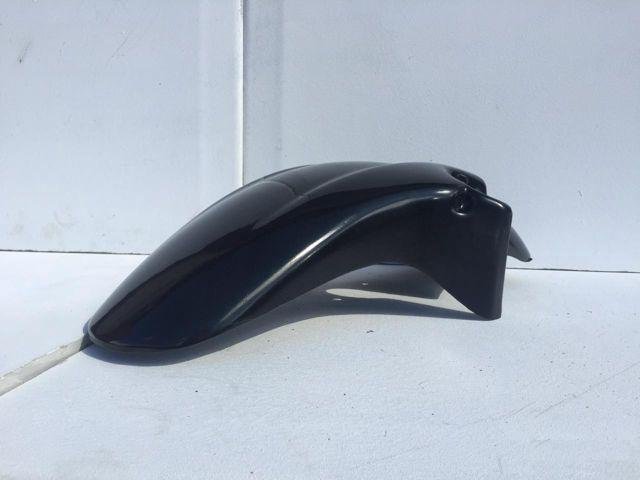 Переднее крыло CB400 vtec