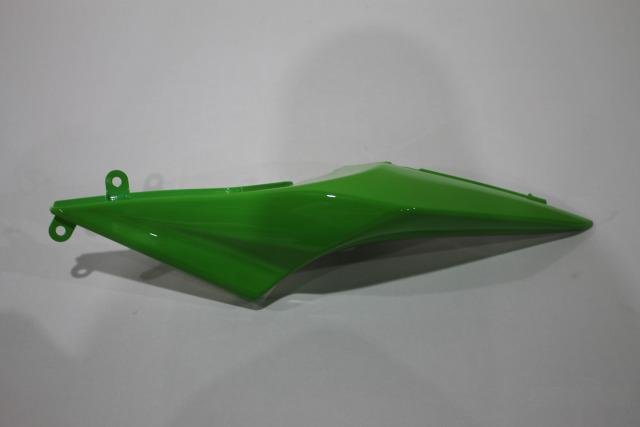 Пластик хвоста правый Kawasaki Ninja 250 2008-2013