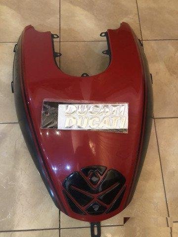 Ducati diavel накладка на бак
