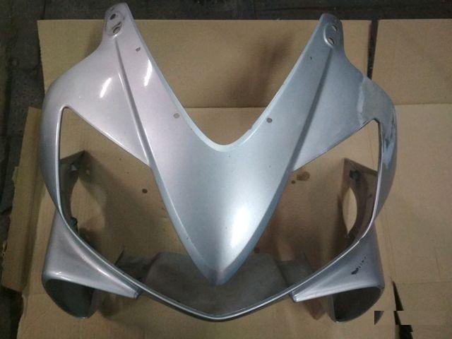 Продам пластик морды на honda CBR600F4i 2001