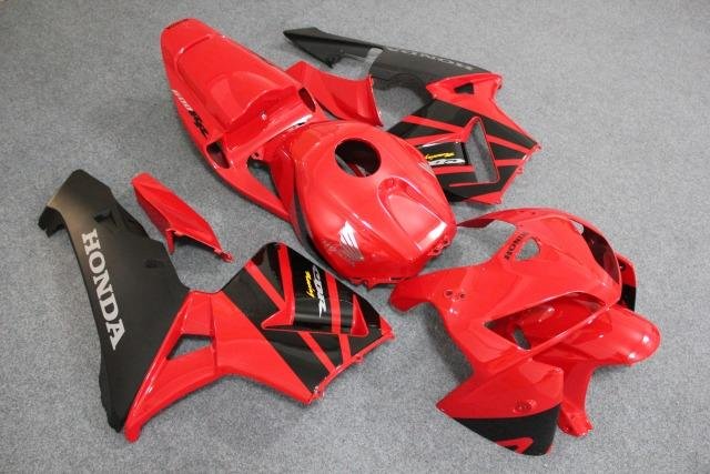 Комплект пластика Honda CBR 600 RR 05-06 Красно-Че