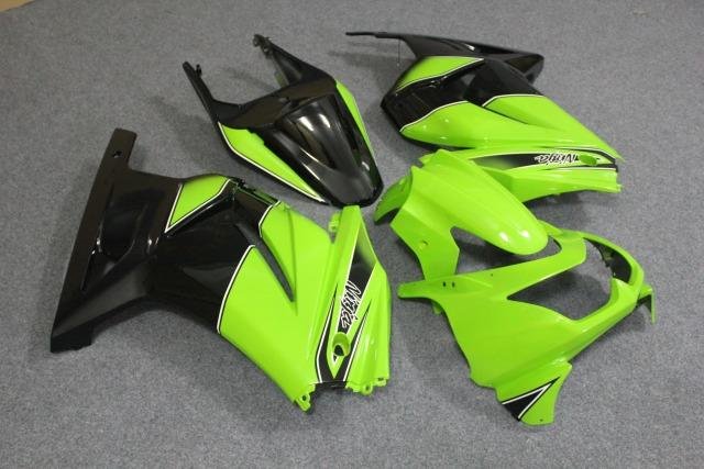 Комплект пластика Kawasaki Ninja 250R Зелено-Чёрны