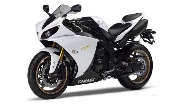 Пластик на yamaha YZF-R1 2012-2014