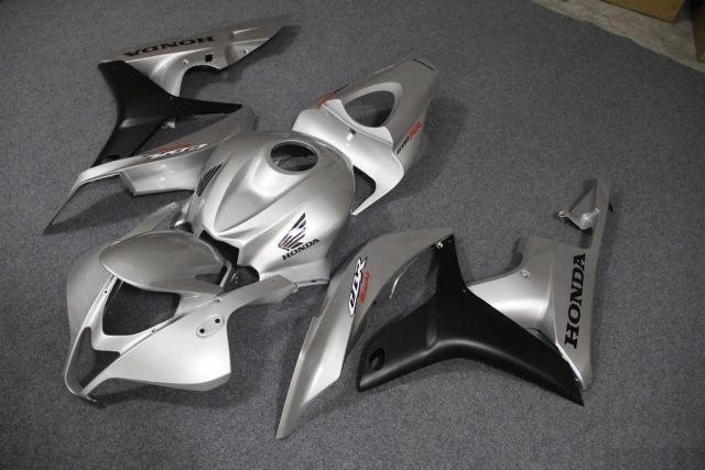 Комплект пластика Honda CBR 600 RR 07-08 Черно-Сер
