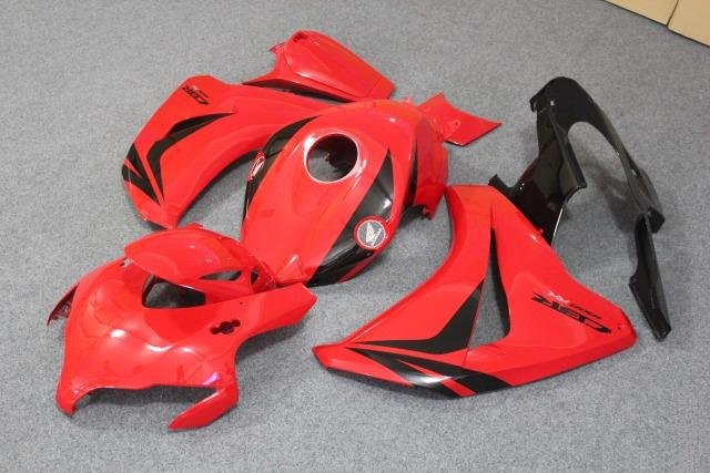 Комплект пластика Honda CBR1000RR 08-11красно-черн
