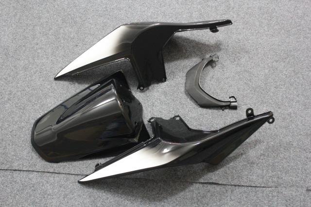 Комплект пластика Kawasaki Ninja 250R Бело-Черный