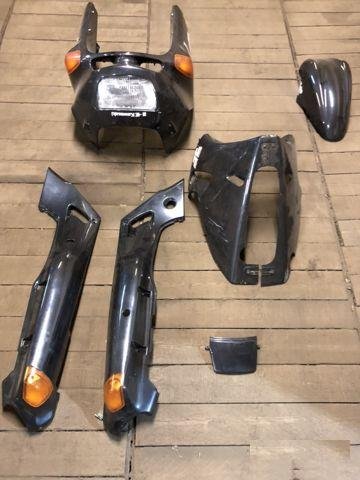 Продам пластик Kawasaki zzr 400 (600) 2-поколение