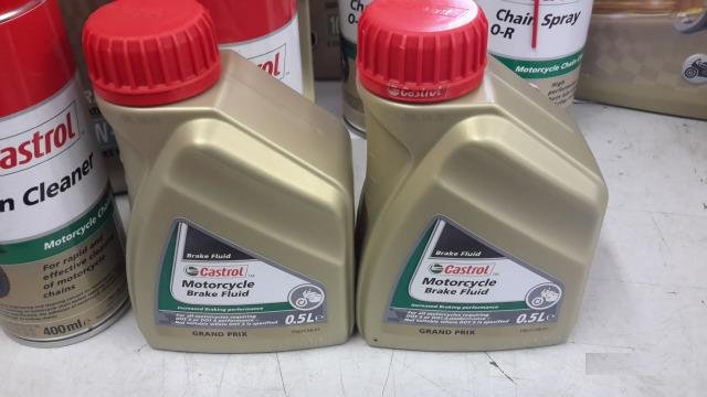 Мотоциклетная тормозная жидкость Castrol 0.5л