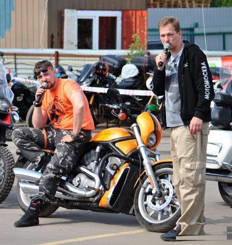 Harley davidson v-rod