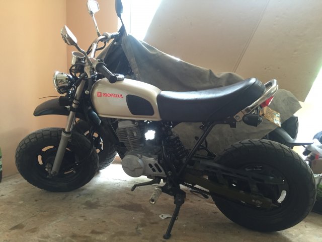 Мопед Honda Ape 50