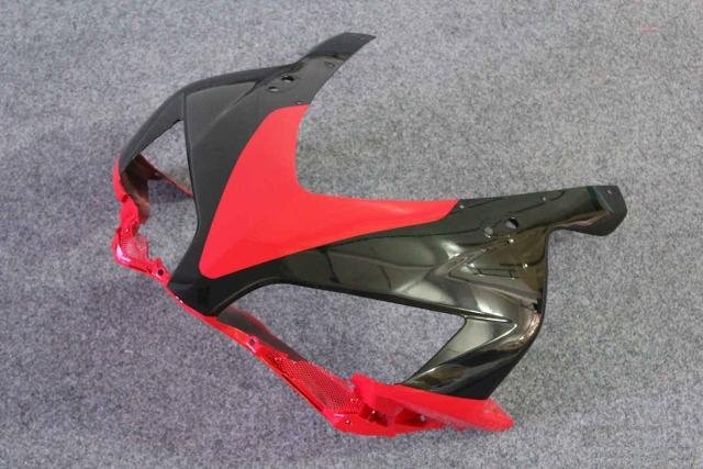 Комплект пластика Honda CBR1000RR 04-05 красно-чер