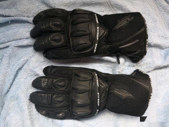 Мотоперчатки sweep cage