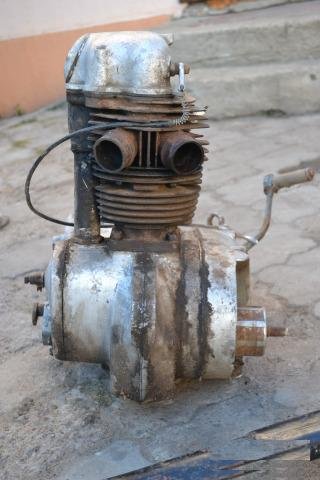 Мотор виктория