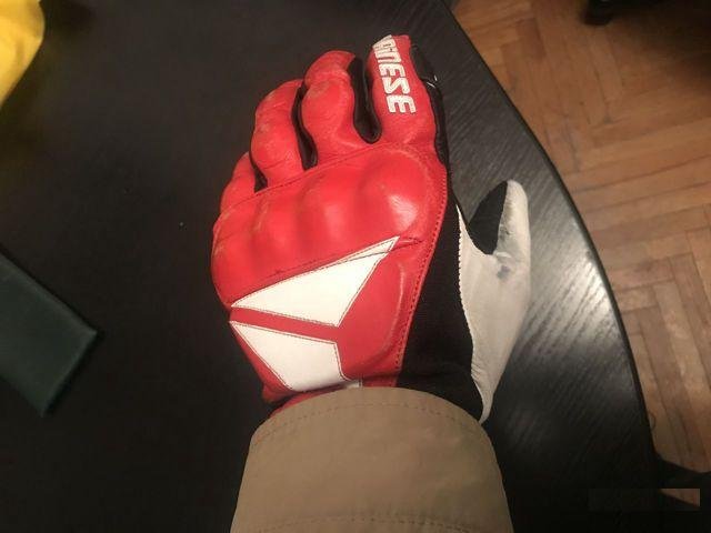 Мото,Лыжи.перчатки Dainese.XXL разм.Ориг