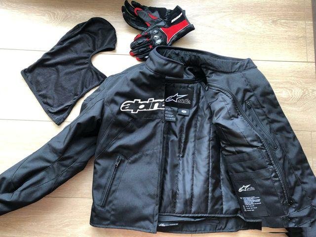 Продам женскую мотокуртку Alpinestars